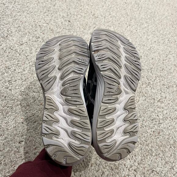 Asics Gel Cumulus 23 Running shoes Sz 9.5 Wide Black Sun Peach Active Outdoor - Picture 7 of 7